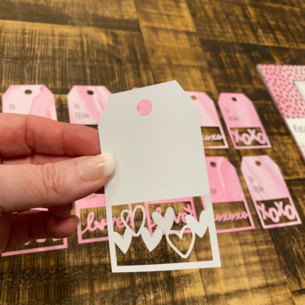 Valentine Gift Tags Set of 16/Hearts Love XOXO Gift Tags - Picture 7 of 7